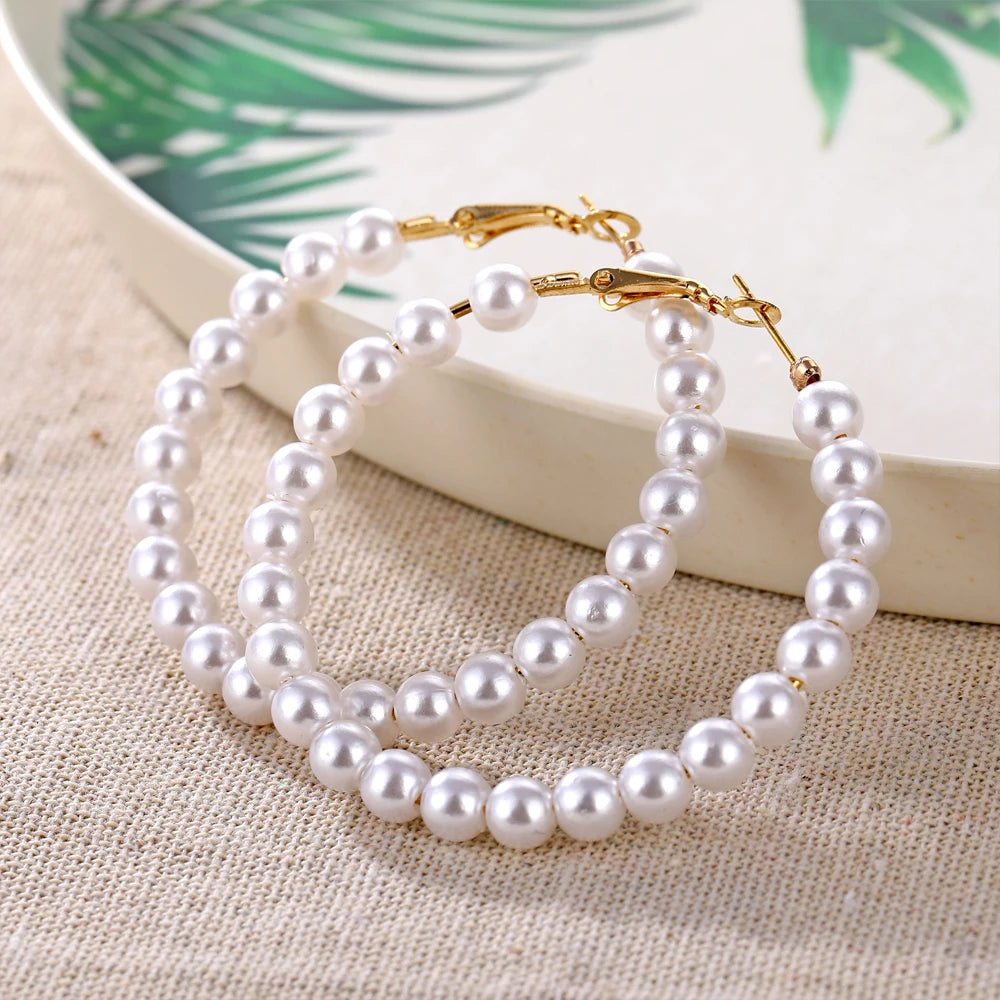 Boucle D'oreille Perle Raffinée en Forme de Cercle Image