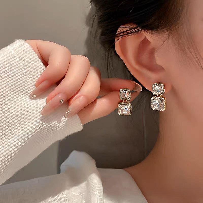 Boucle d'Oreille a Pince Femme Carrées en Clip