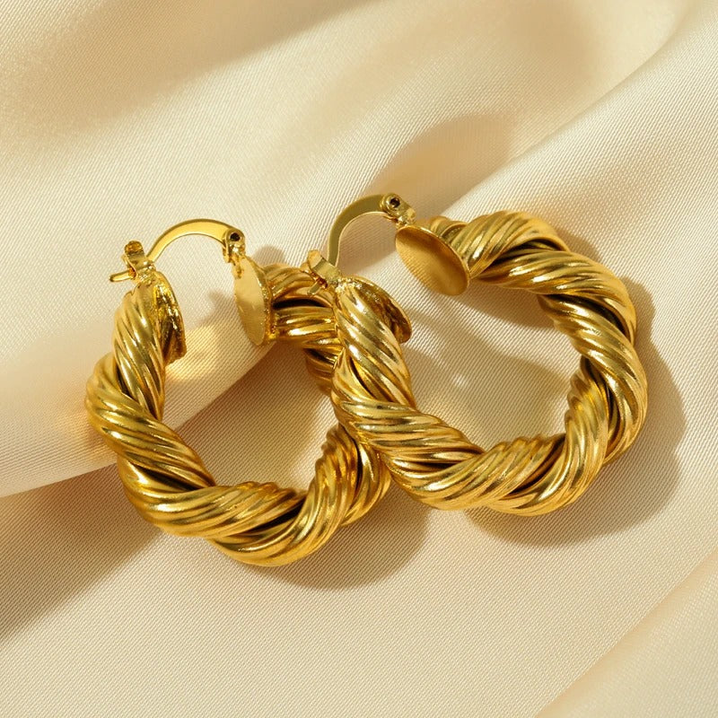 Boucle D'oreille Ronde Epaisse Torsadée Image
