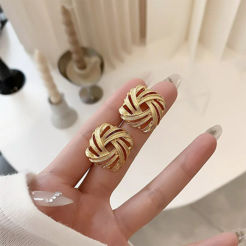 Boucles D’oreilles Clips Vintage Dorée Élégance