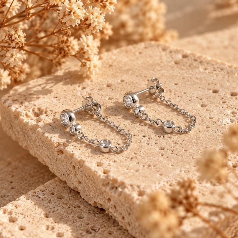 Boucles D’oreilles Pendantes Originales Chaînette Et Pierres Rondes