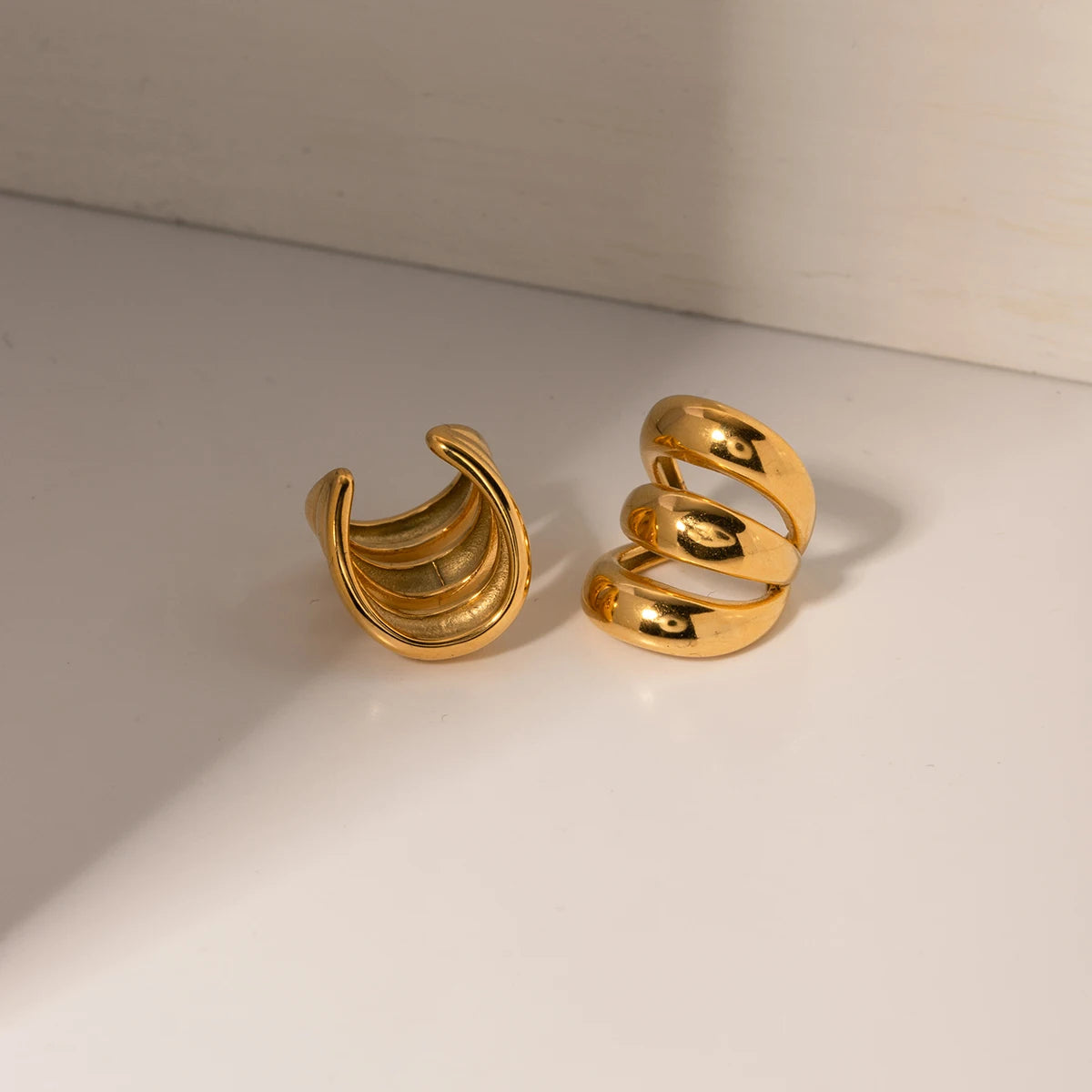 Ear cuff Acier Inoxydable Doré Triple Image