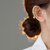 Ear Cuff Doré Grelot Cœur