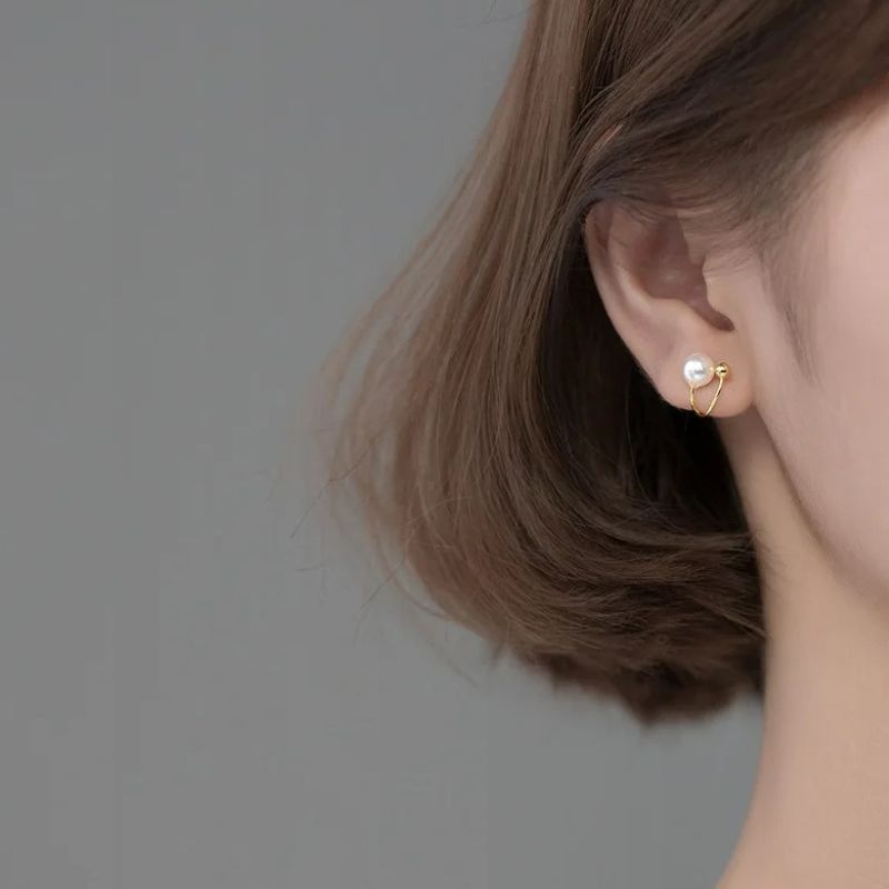 Ear Cuff Dorée et Perle Blanche