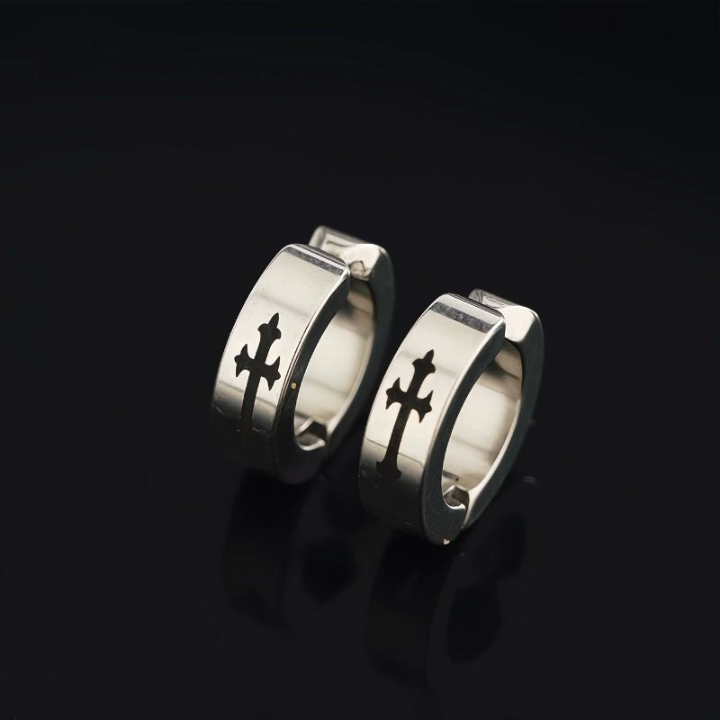 Fausse Boucle d'Oreille Homme Croix Gothique - Acier inoxydable