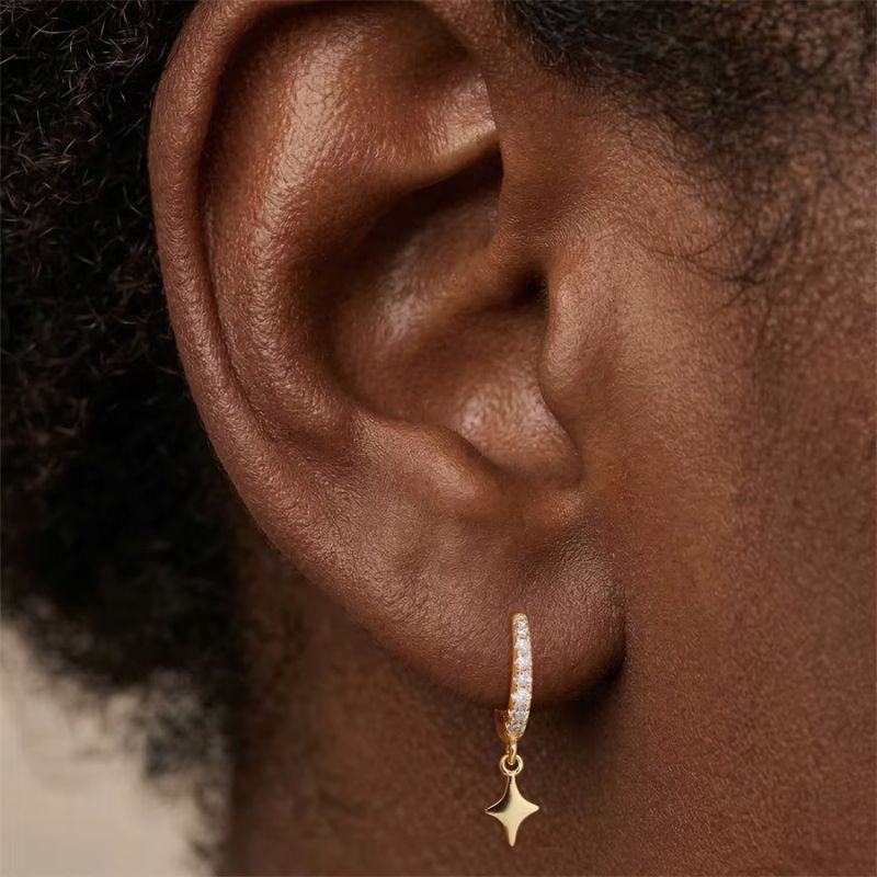 Monoboucle D'oreille Anneau Étoile Dorée - Zircon Argent